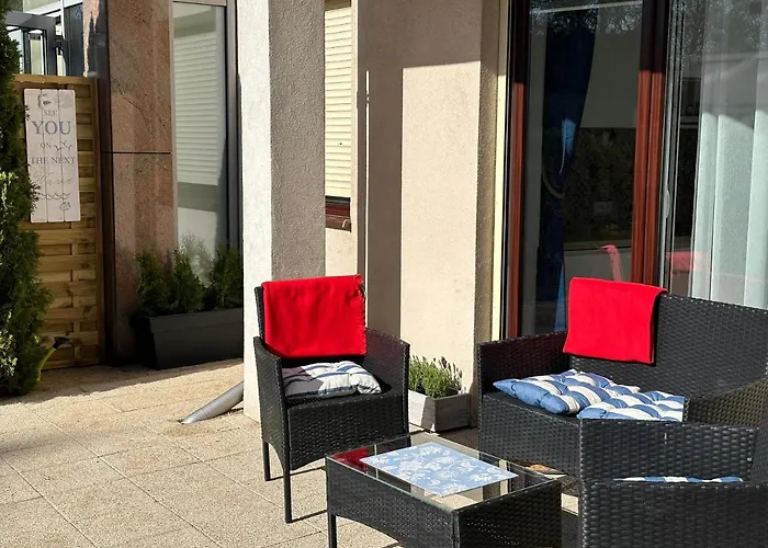 Amko Style Nord 8 Z Ogrodkiem Nord Apartmán *